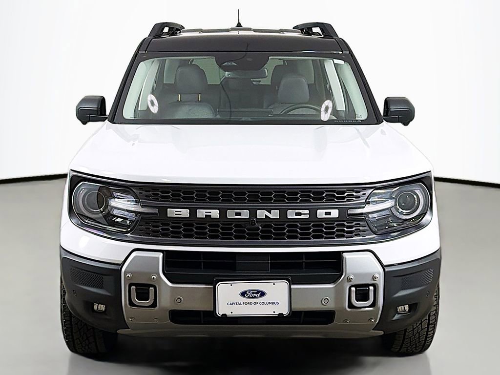 Used 2025 Ford Bronco Sport Badlands image 9