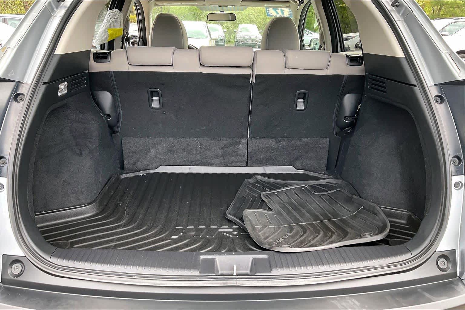 Used 2017 Honda HR-V EX image 34