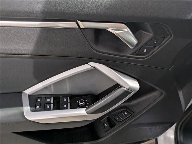 Used 2025 Audi Q3 2.0T Premium w/ Convenience Package image 11