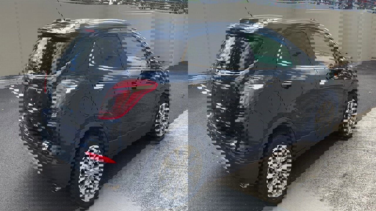 Used 2020 Buick Encore Preferred w/ Safety Package image 8