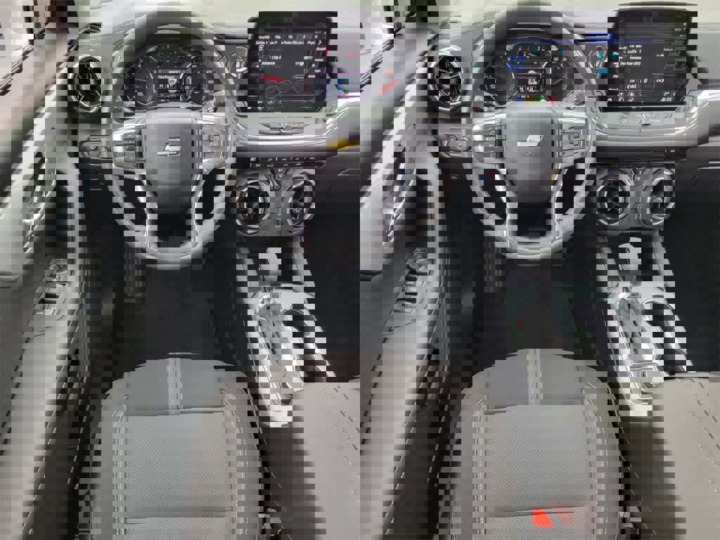 Used 2023 Chevrolet Blazer LT image 14
