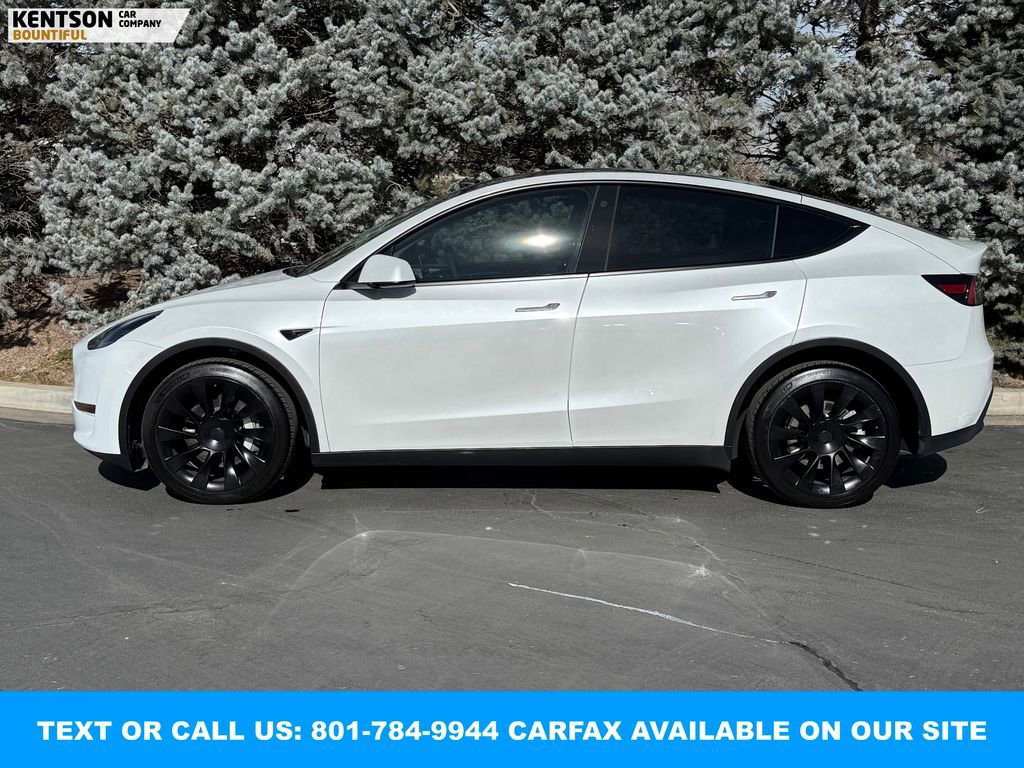 Used 2023 Tesla Model Y Long Range image 4