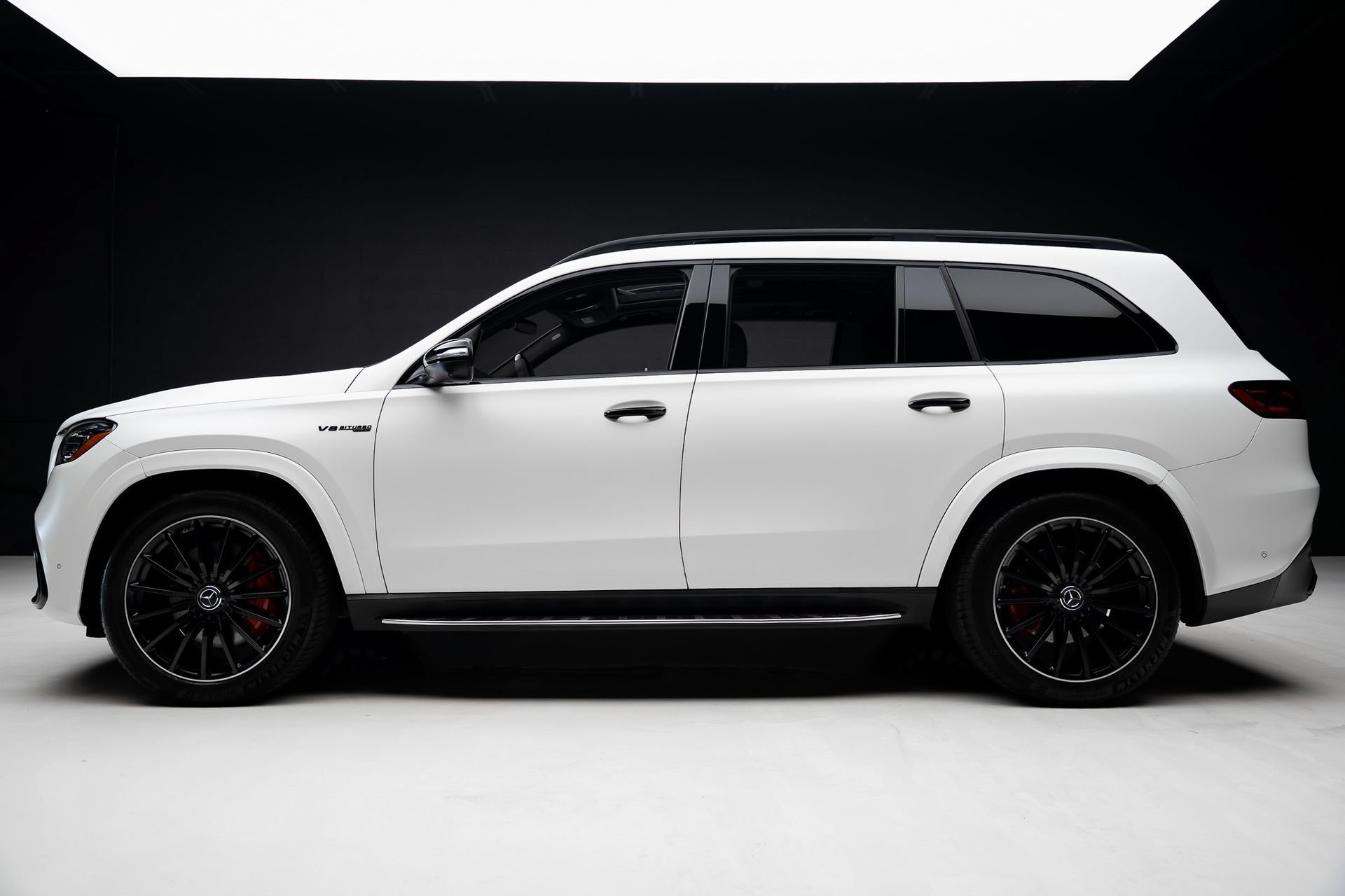 Used 2024 Mercedes-Benz GLS 63 AMG 4MATIC w/ Acoustic Comfort Package image 19