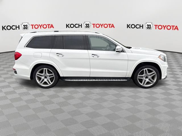 Used 2015 Mercedes-Benz GL 550 4MATIC image 9