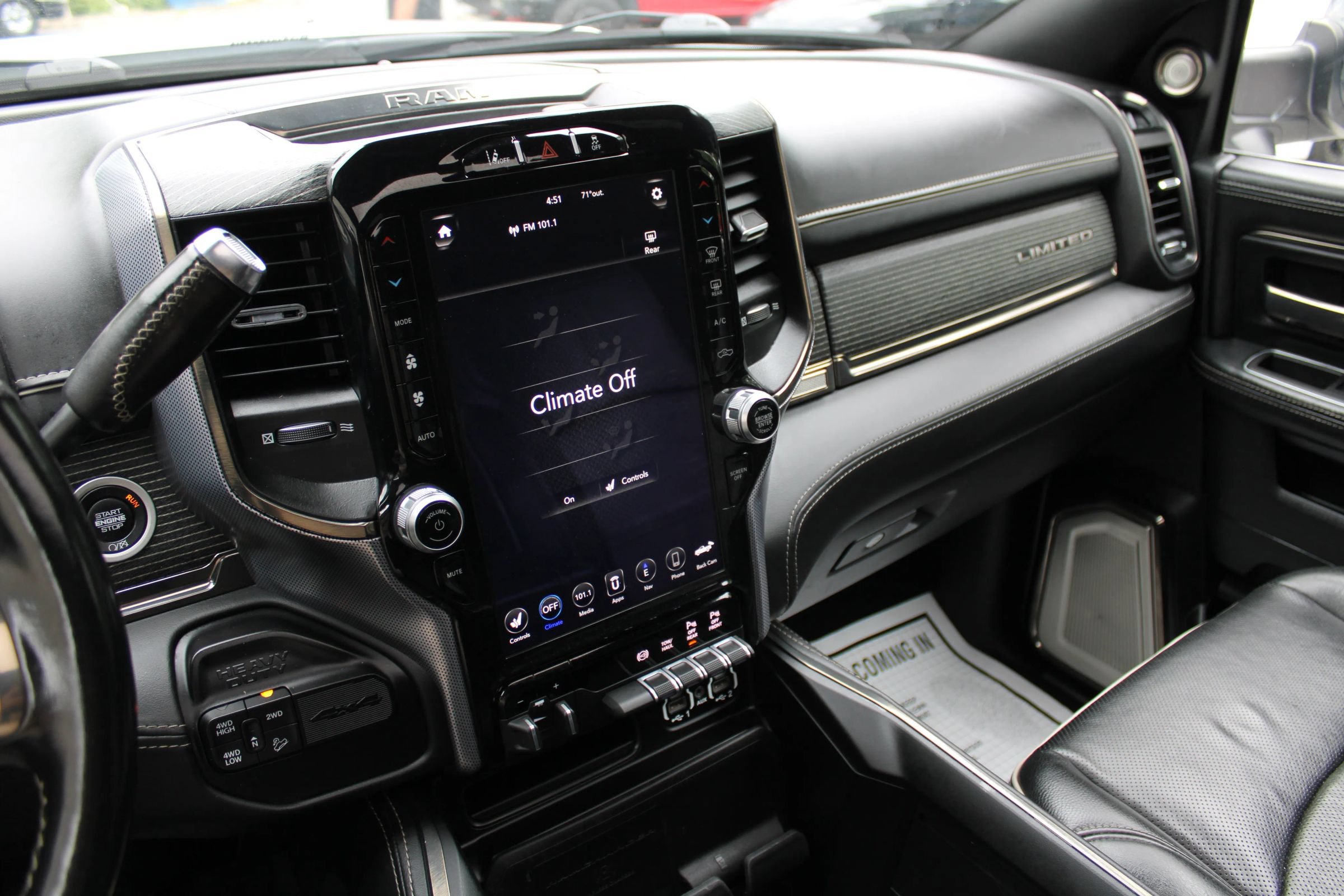 Used 2021 RAM 2500 Limited AWD/4WD image 13