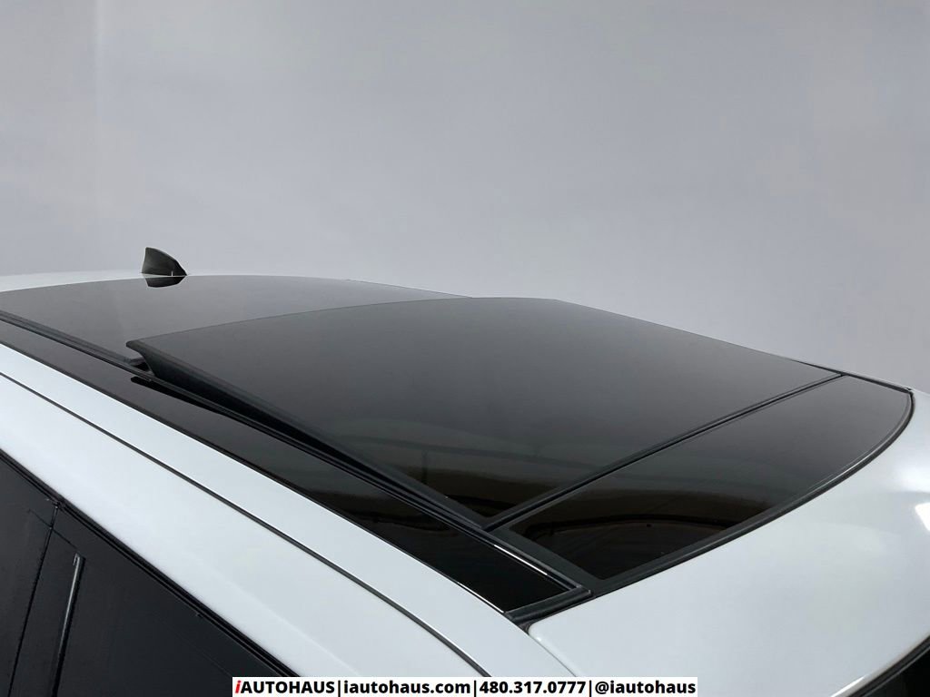 Used 2018 Land Rover Range Rover HSE image 45