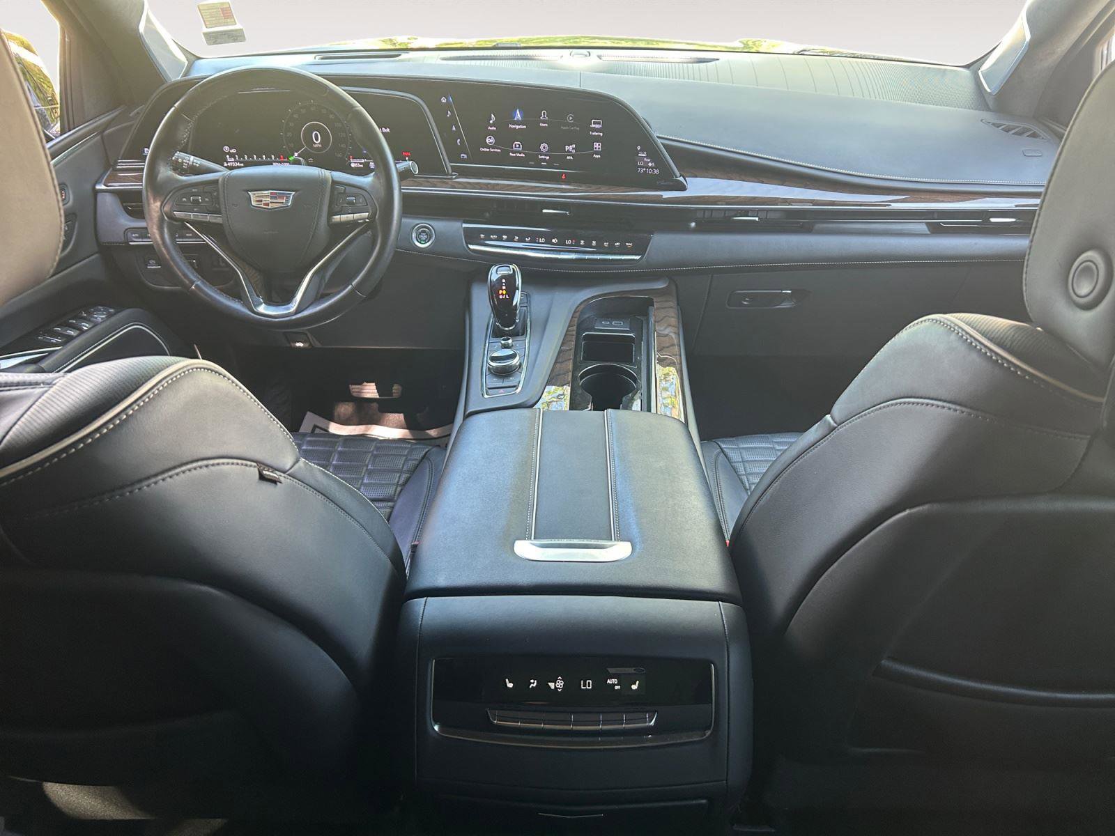 Used 2023 Cadillac Escalade Sport Platinum w/ LPO, ONYX Package image 10