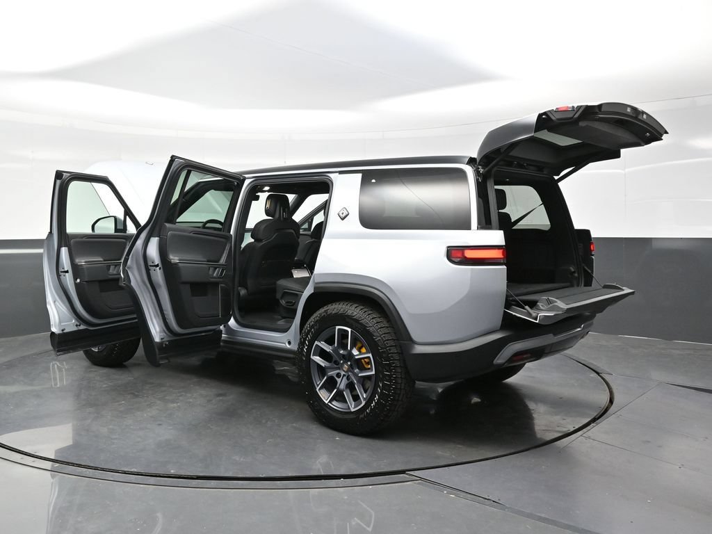 Used 2023 Rivian R1S Adventure AWD/4WD image 49