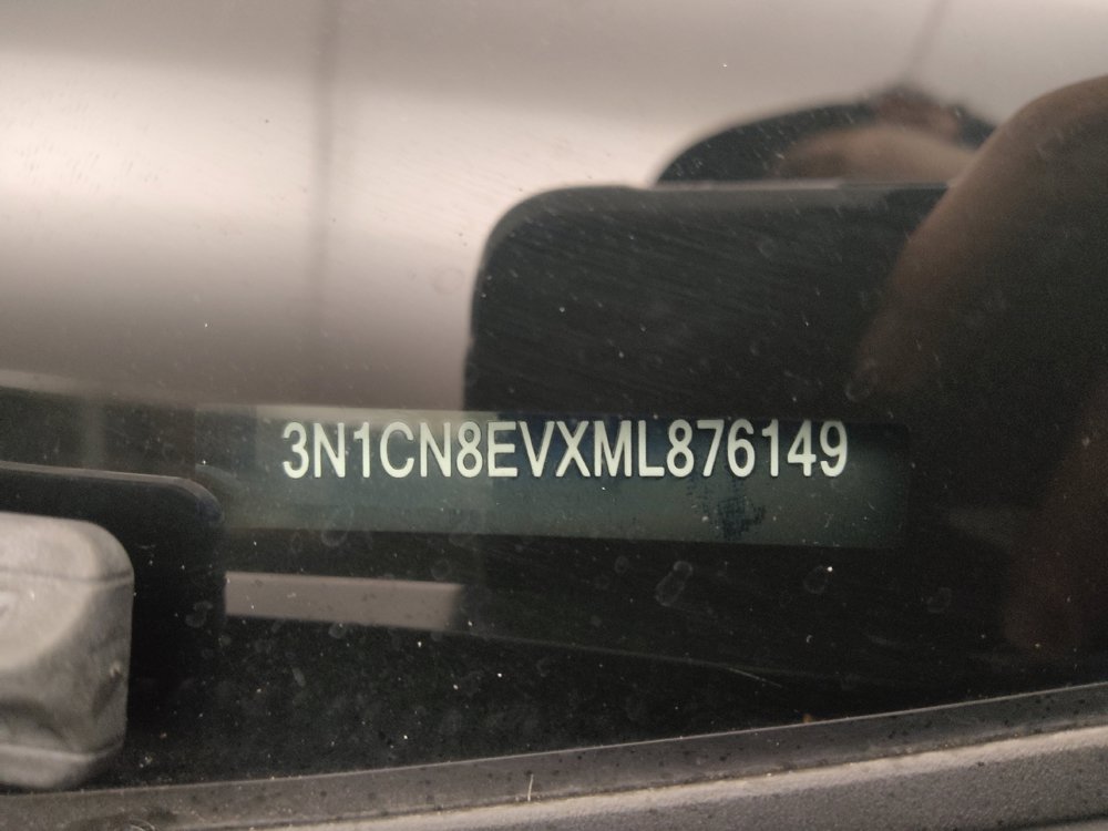 Used 2021 Nissan Versa SV FWD image 33