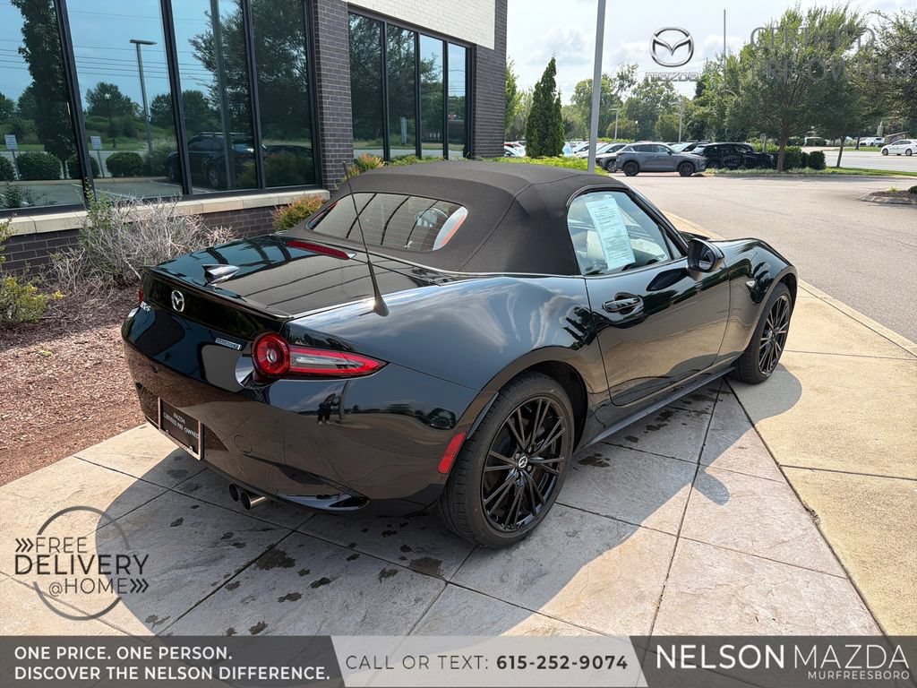 Used 2024 MAZDA MX-5 Miata Club RWD image 4