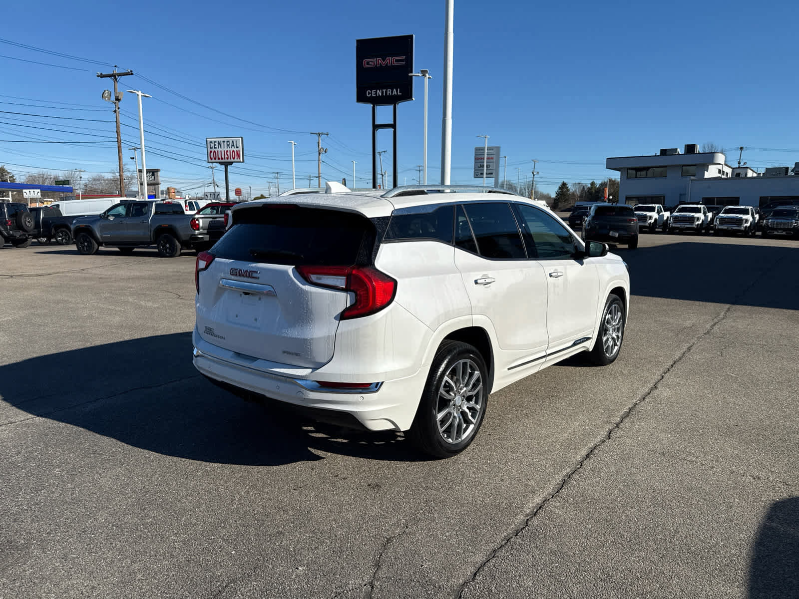 Certified 2023 GMC Terrain Denali image 5