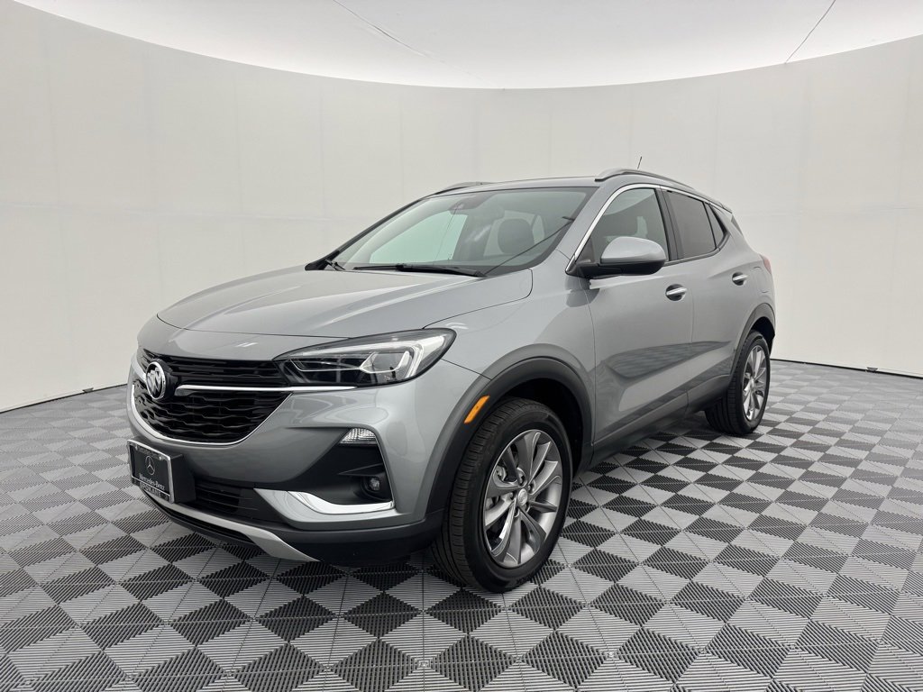 Used 2023 Buick Encore GX Essence w/ Experience Buick Package image 4