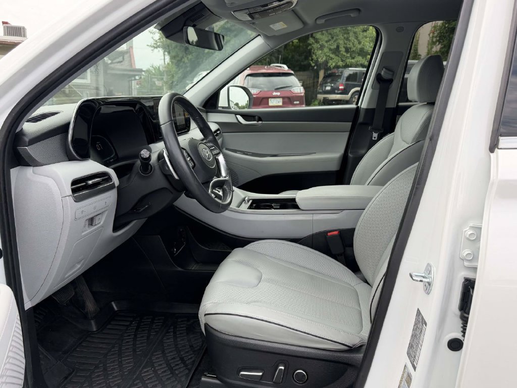 Used 2024 Hyundai Palisade SEL AWD/4WD image 16
