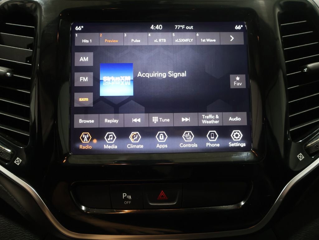 Used 2019 Jeep Cherokee Limited AWD/4WD image 28