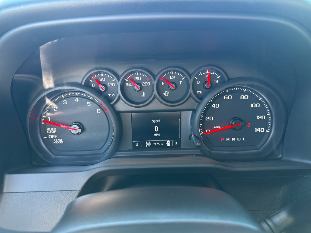 Used 2026 Chevrolet Silverado 1500 Custom w/ Turbomax Blackout Package AWD/4WD image 19