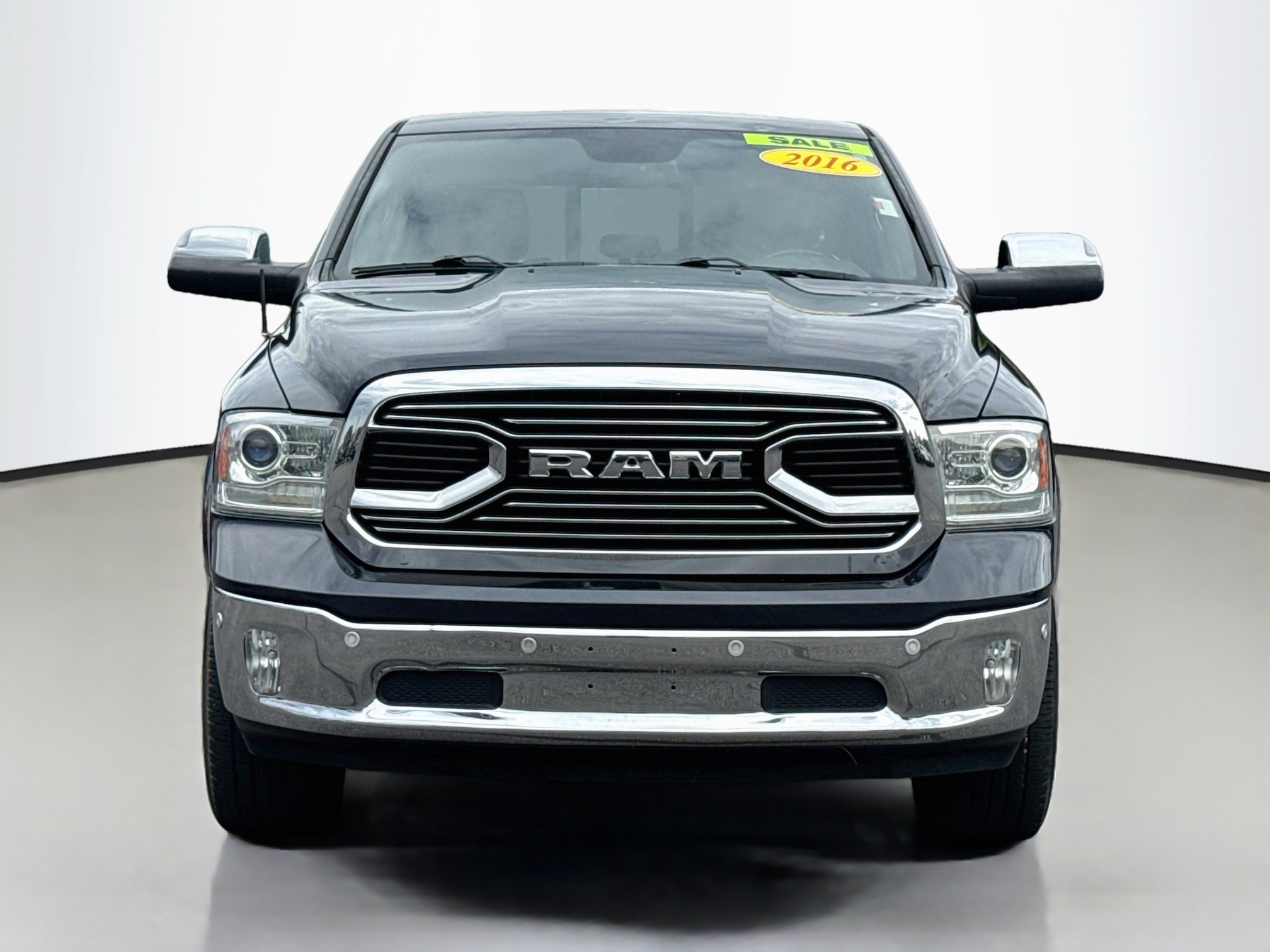 Used 2016 RAM 1500 Limited AWD/4WD image 2