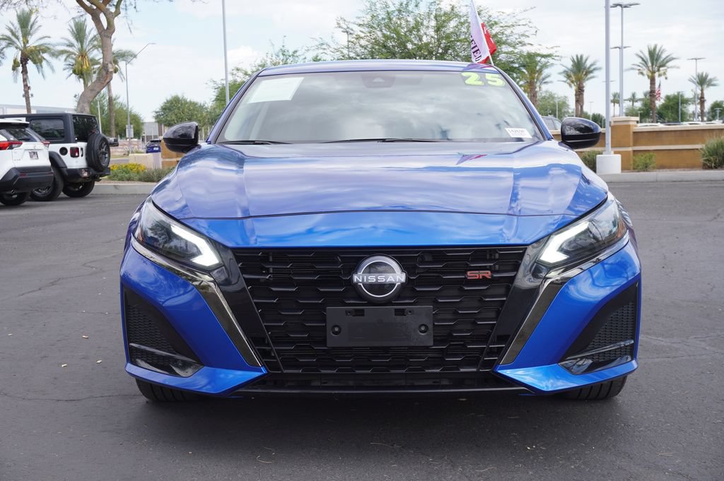 Certified 2025 Nissan Altima 2.5 SR AWD/4WD image 5