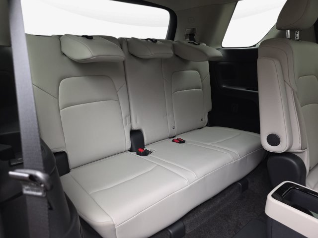 New 2026 Nissan Pathfinder SL w/ SL Premium Package FWD image 42