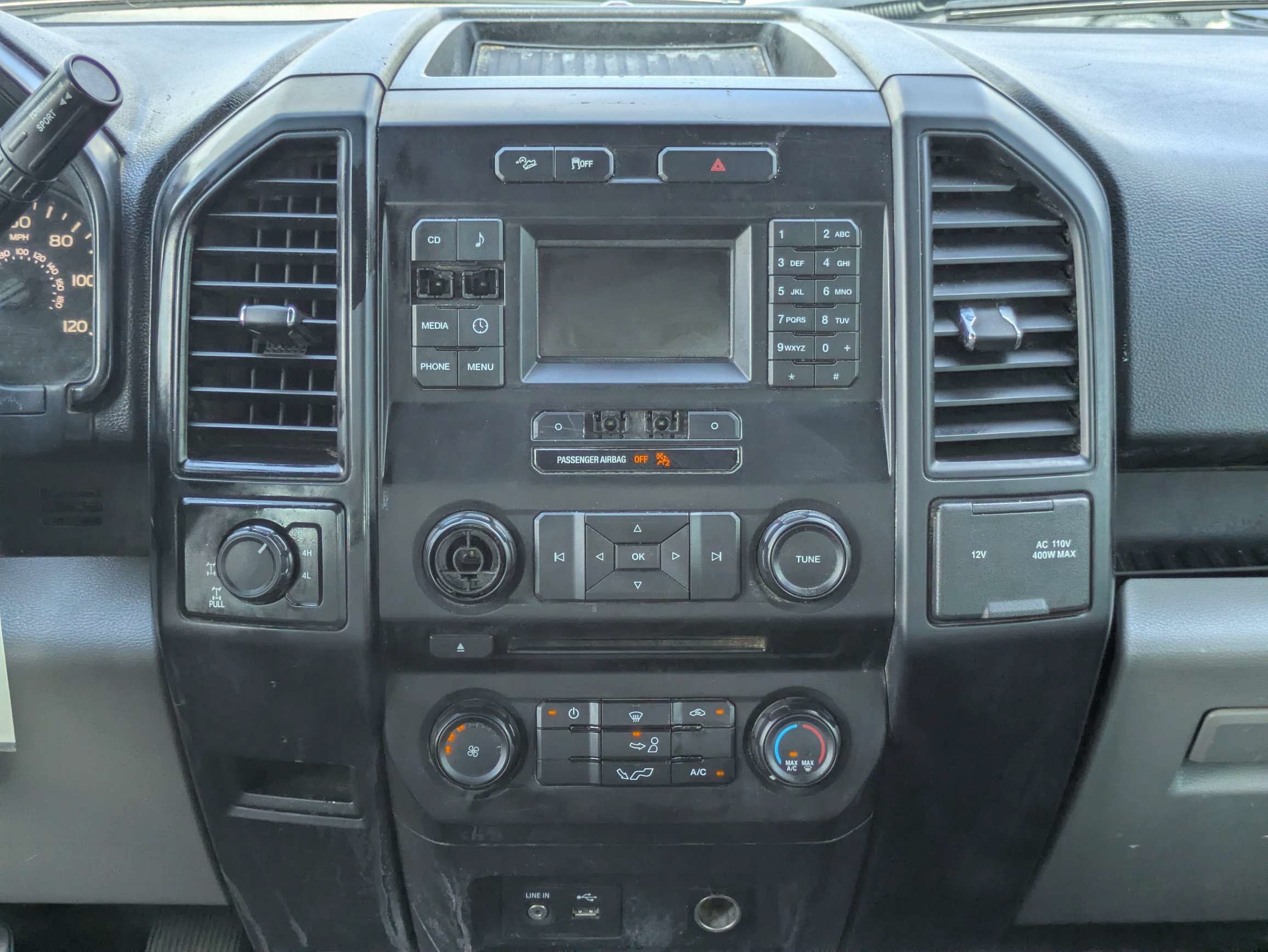 Used 2015 Ford F150 XL w/ Equipment Group 101A Mid AWD/4WD image 14