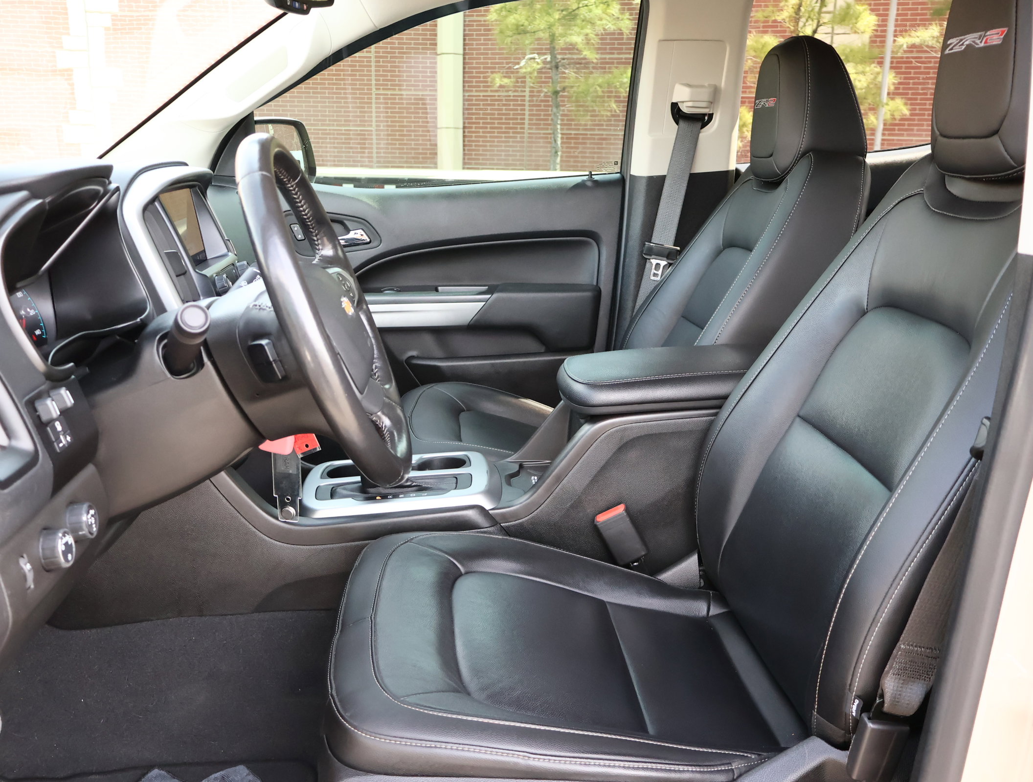 Used 2022 Chevrolet Colorado ZR2 AWD/4WD image 10