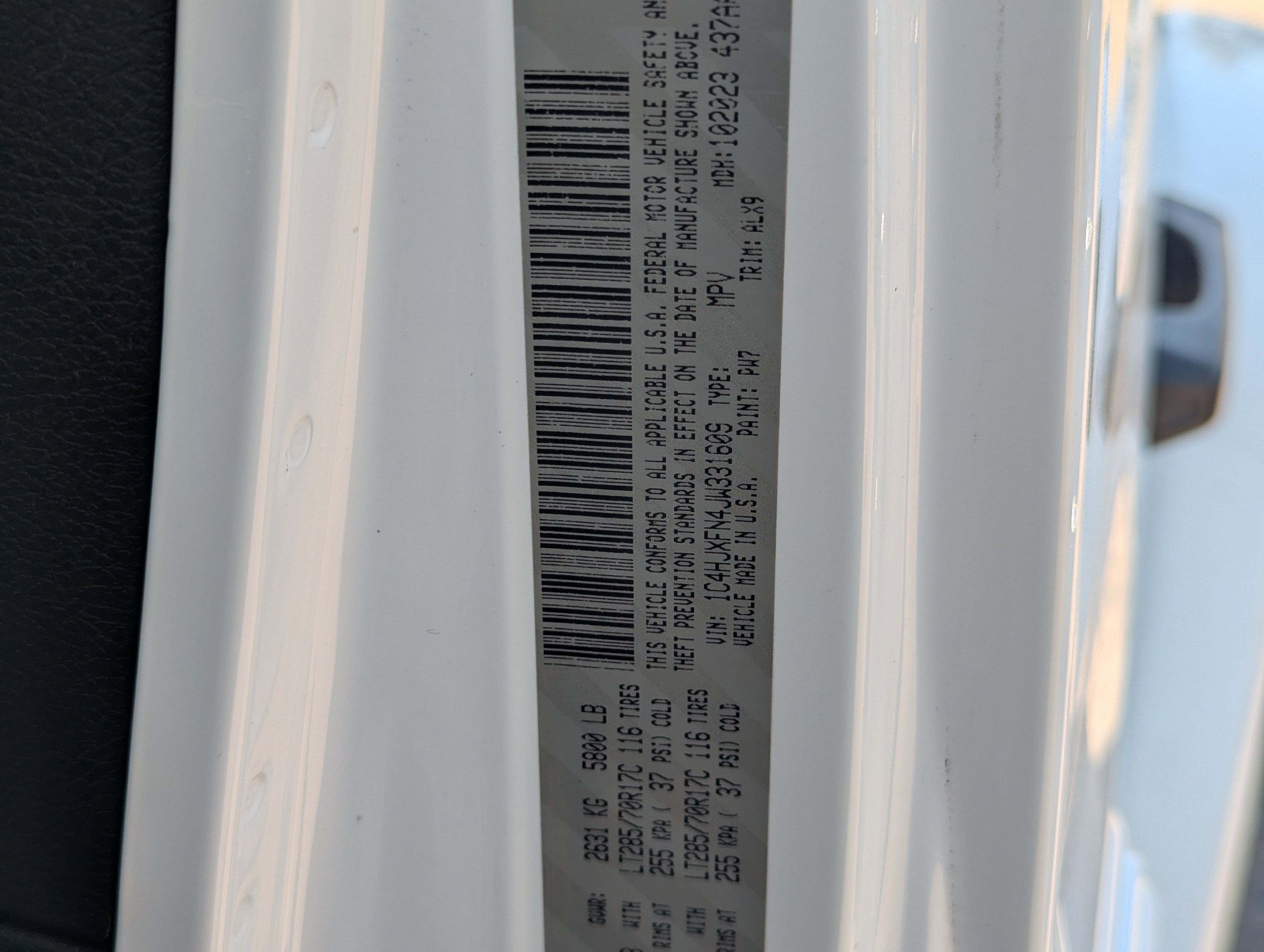 Used 2018 Jeep Wrangler Unlimited Rubicon AWD/4WD image 34