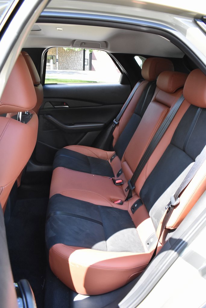 New 2025 MAZDA CX-30 Carbon image 18