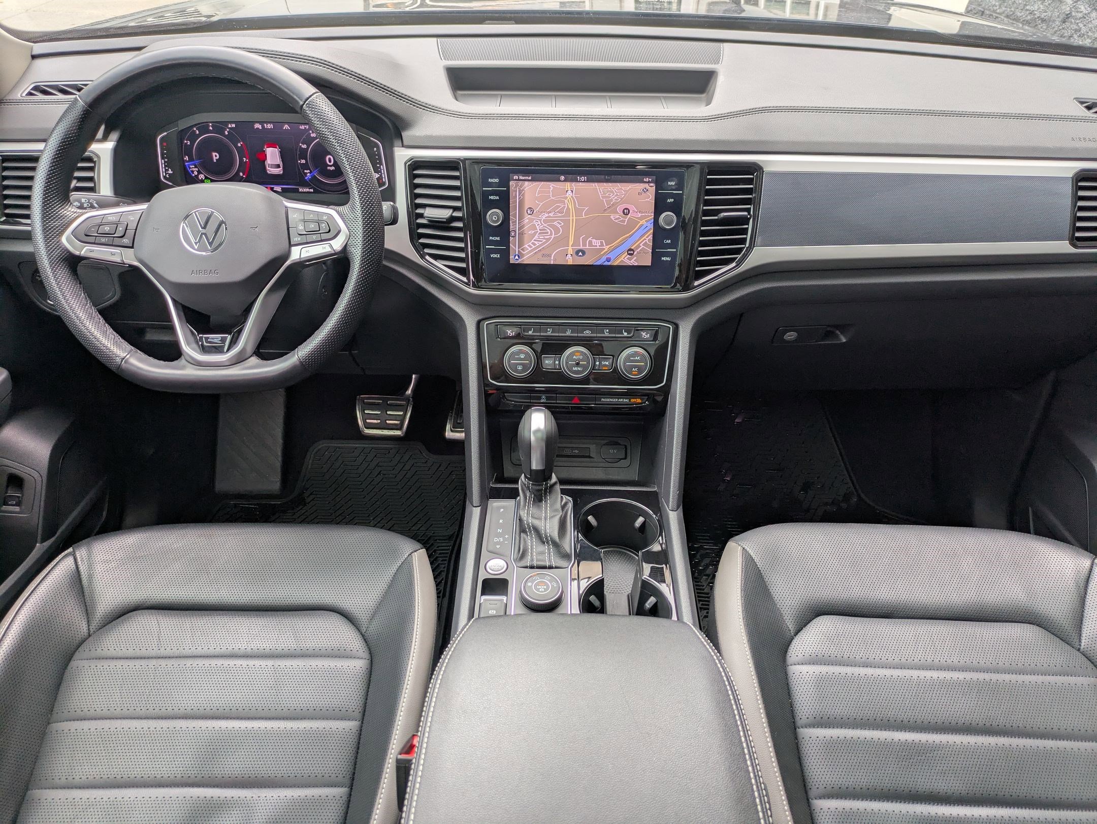Used 2022 Volkswagen Atlas SEL Premium image 23