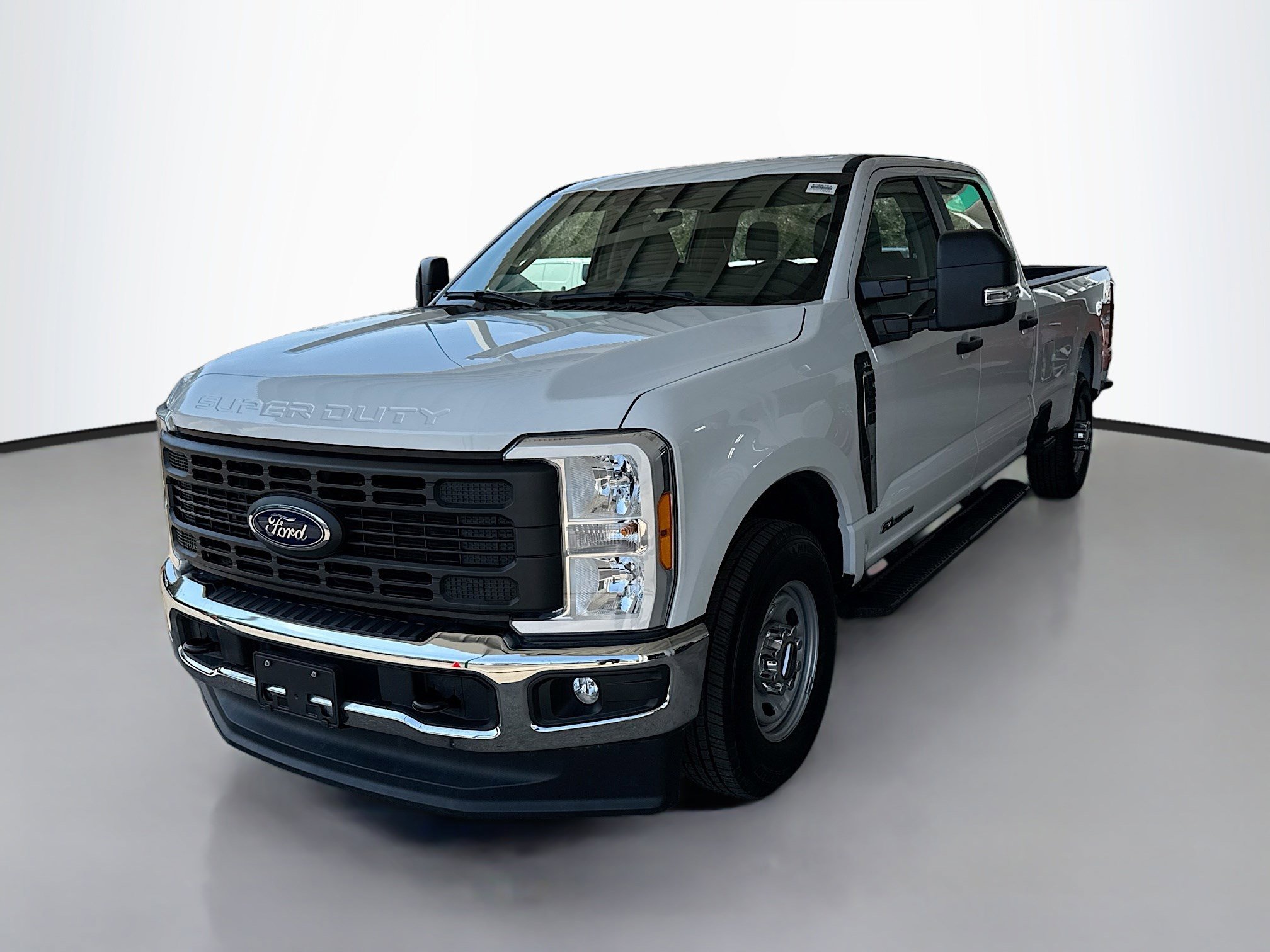Used 2023 Ford F350 XL w/ XL Chrome Package image 4
