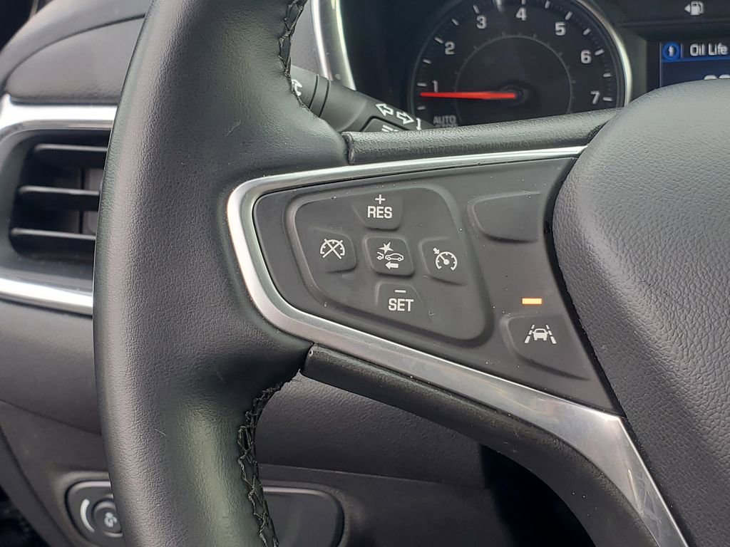 Used 2023 Chevrolet Equinox LT image 19