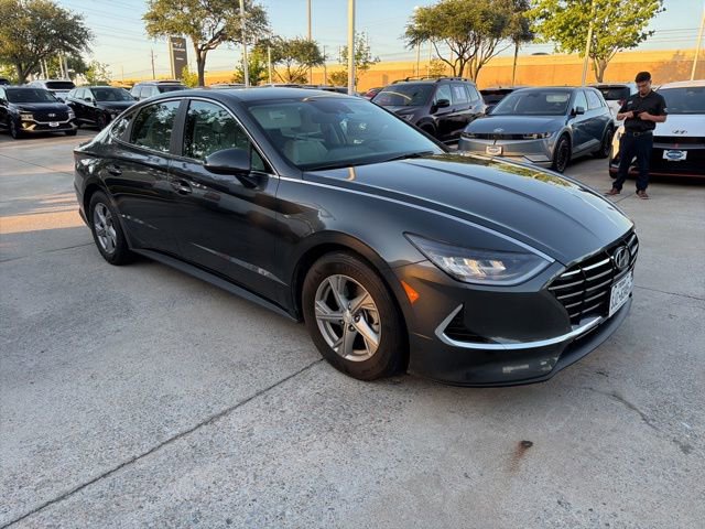Used 2023 Hyundai Sonata SE w/ Preferred Accessory Package FWD image 7