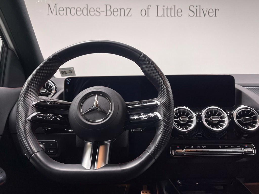 Used 2024 Mercedes-Benz GLA 250 image 31