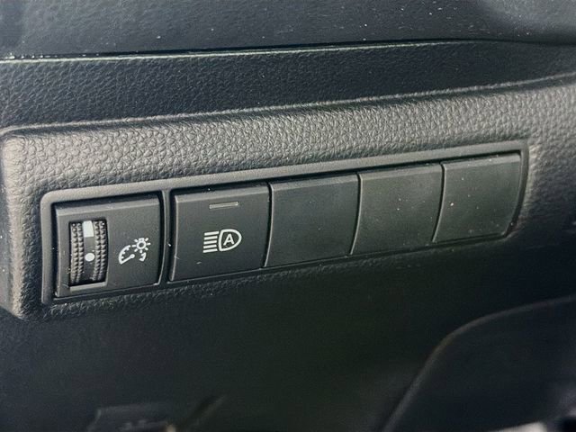 Used 2023 Toyota Corolla LE FWD image 12
