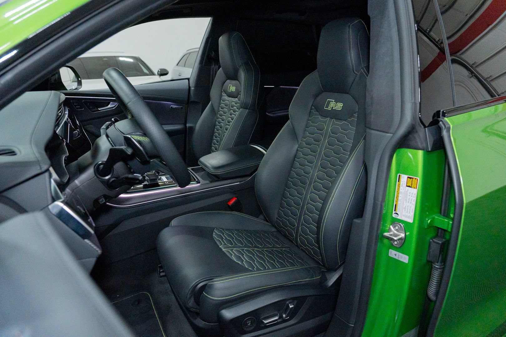 Used 2023 Audi RS Q8 w/ Black Optic Package AWD/4WD image 25