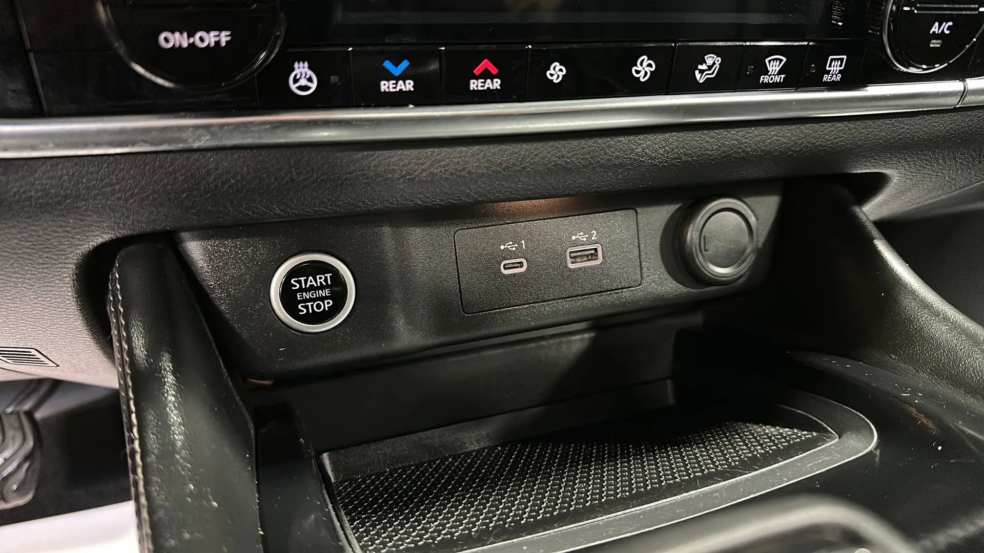 Used 2021 Nissan Rogue SL w/ Premium Package image 25