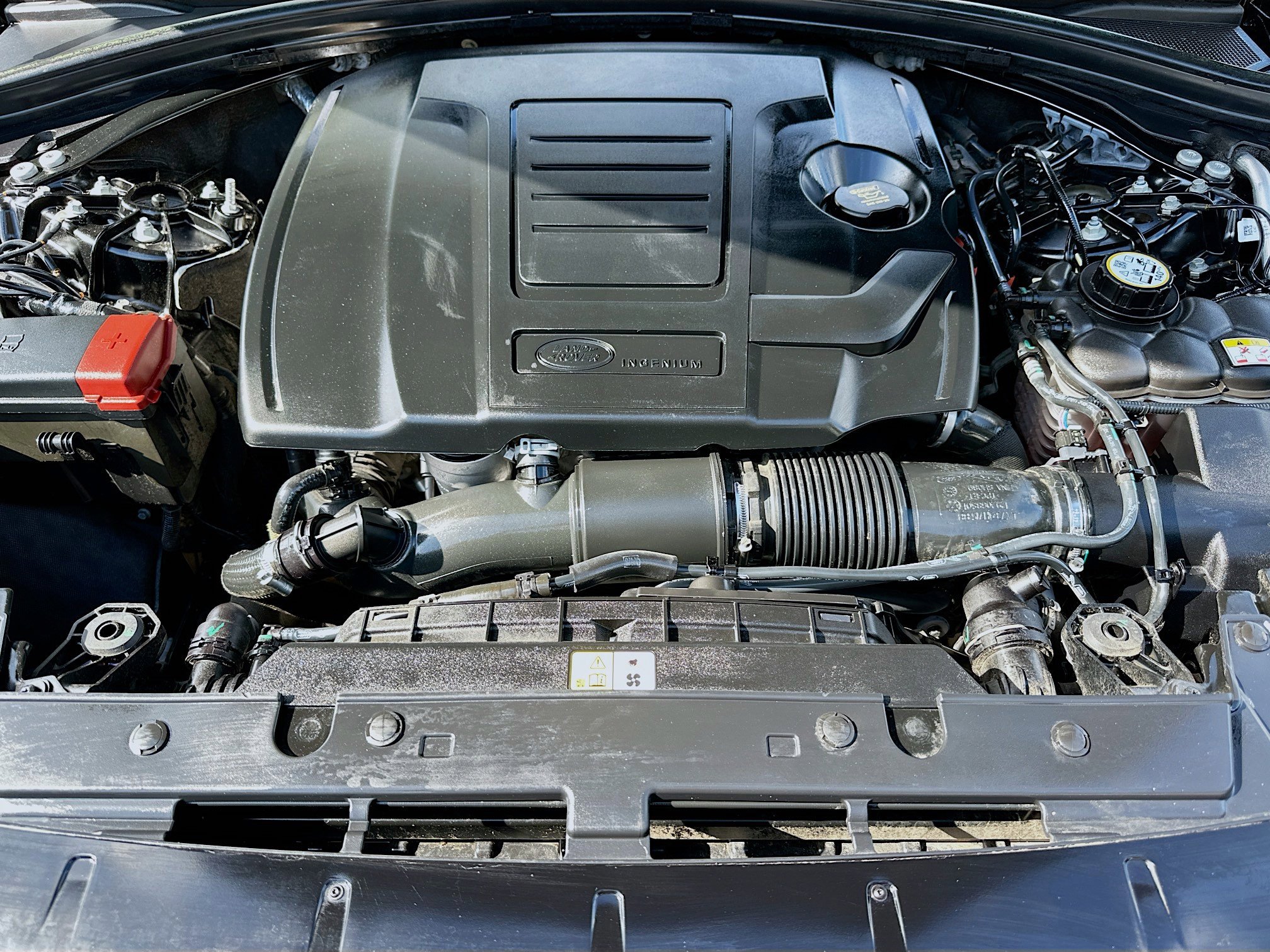 Used 2024 Land Rover Range Rover Velar Dynamic SE image 34