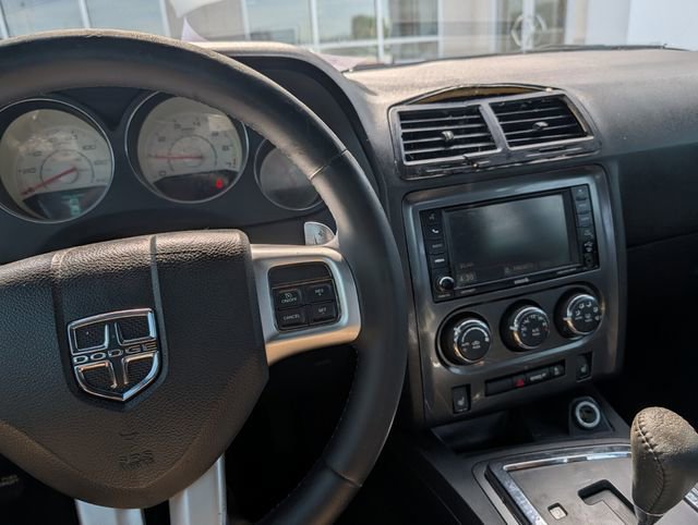 Used 2014 Dodge Challenger SXT RWD image 24