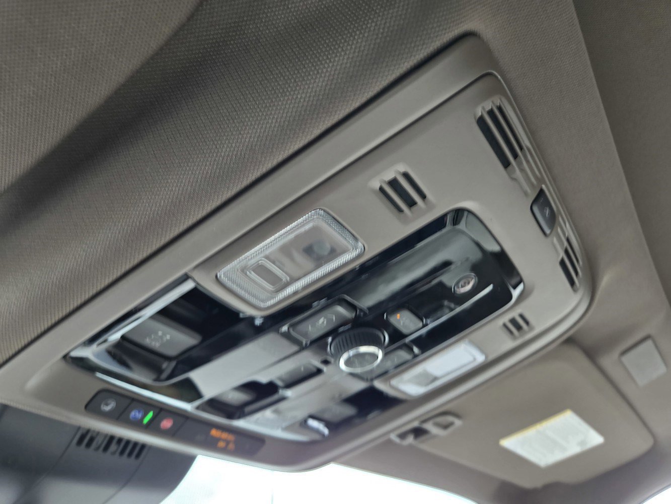 New 2026 GMC Yukon Denali w/ Denali Reserve Package image 10
