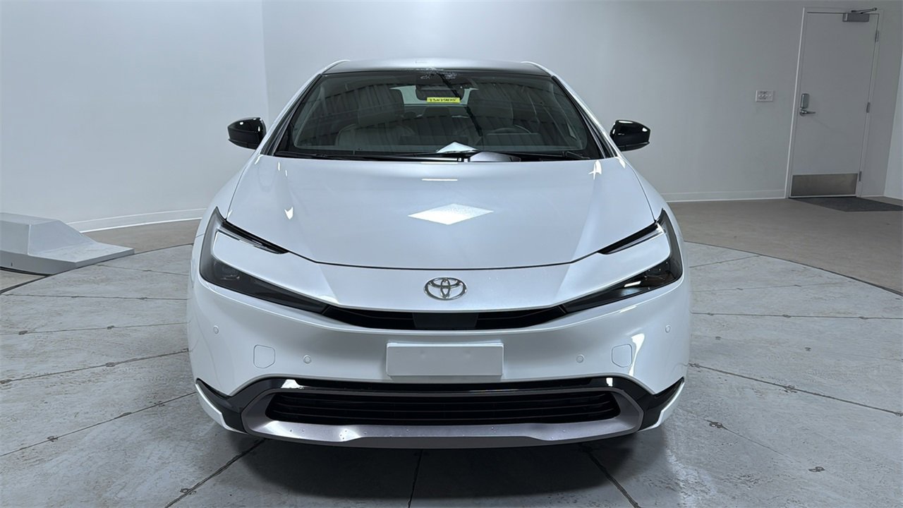 New 2026 Toyota Prius XLE video 2