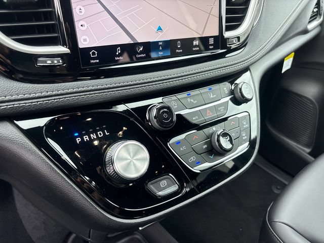 New 2027 Chrysler Pacifica Select w/ Family Tech Group FWD image 24