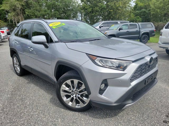Used 2019 Toyota RAV4 Limited AWD/4WD image 8