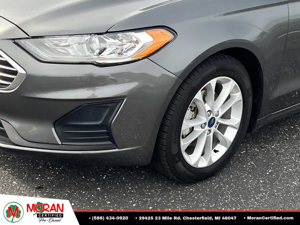 Used 2020 Ford Fusion SE FWD image 8
