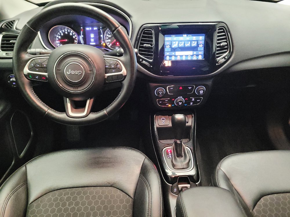 Used 2020 Jeep Compass Latitude FWD image 22