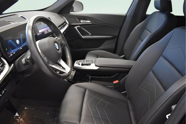 Used 2025 BMW X1 xDrive28i AWD/4WD image 22