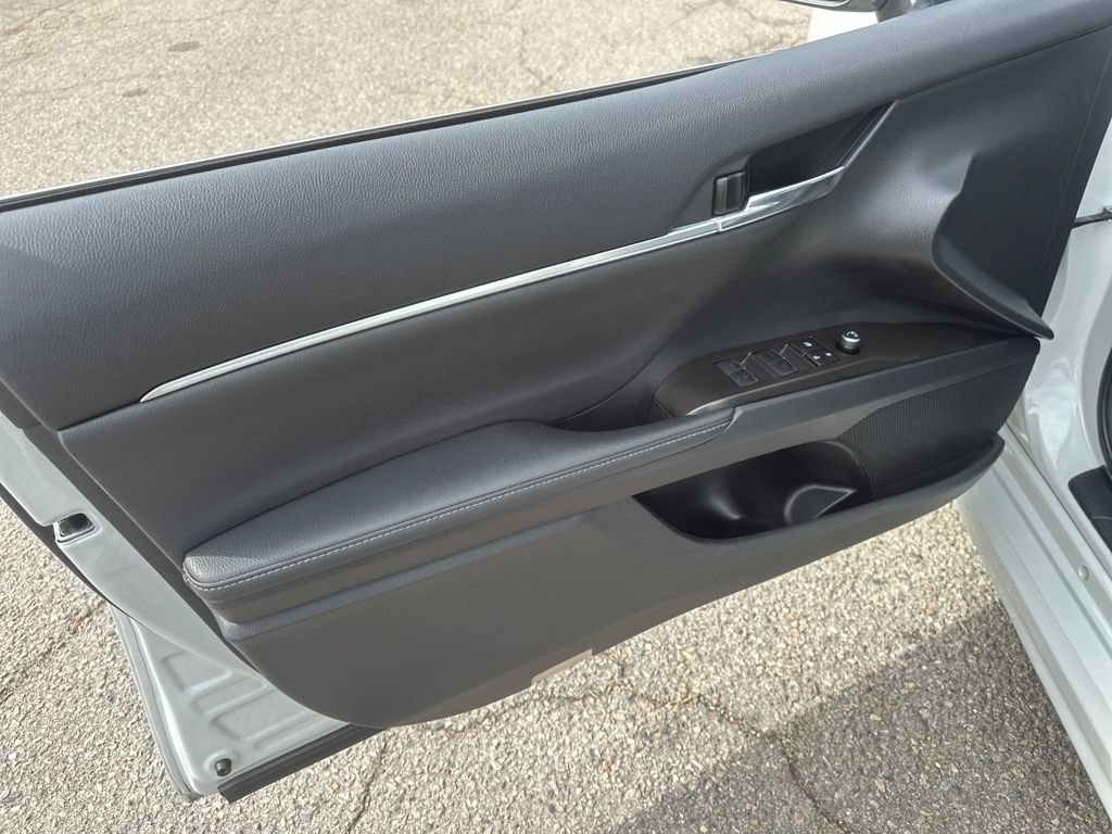 Used 2024 Toyota Camry XSE image 9