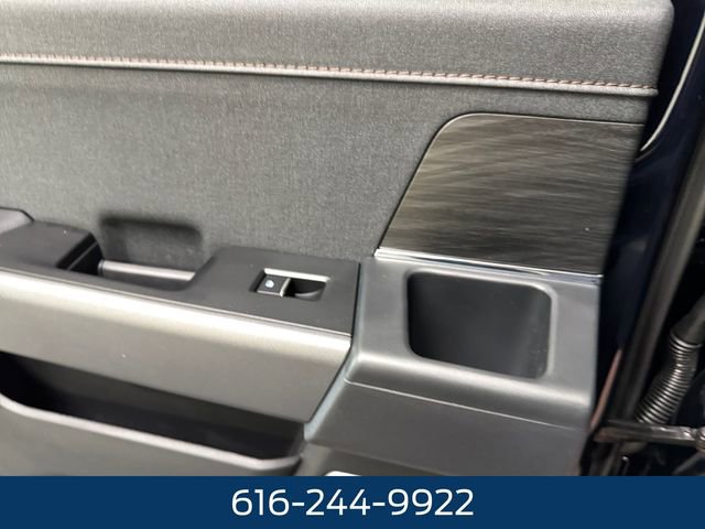 New 2025 Ford F150 Lightning Lariat image 19