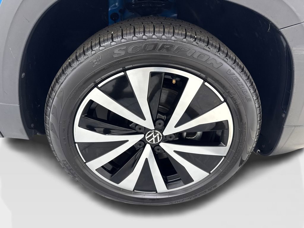 Used 2022 Volkswagen Taos SE w/ Panoramic Sunroof Package AWD/4WD image 84