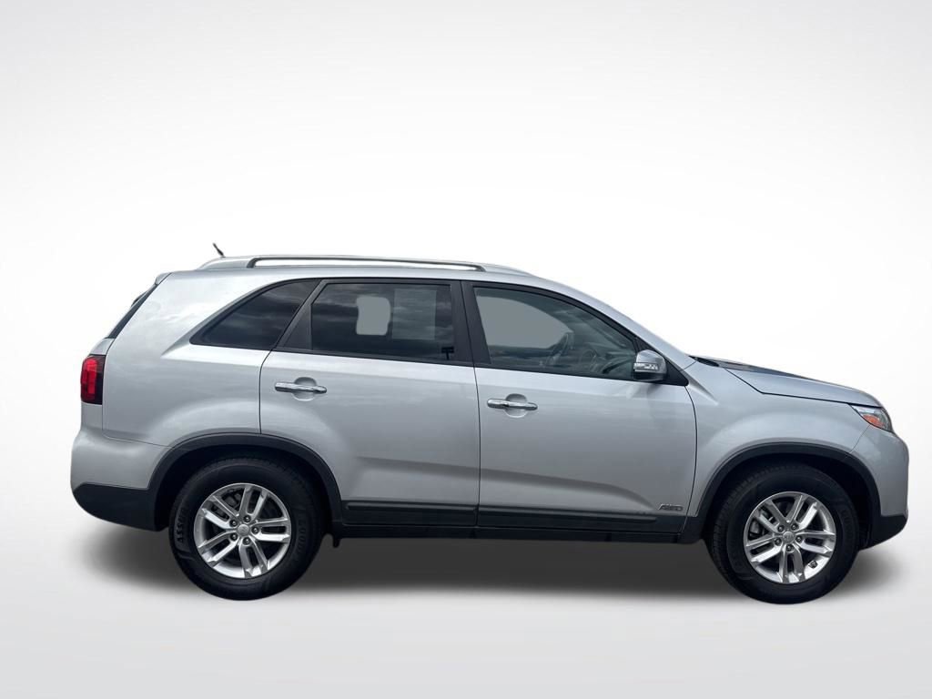 Used 2015 Kia Sorento LX AWD/4WD image 8