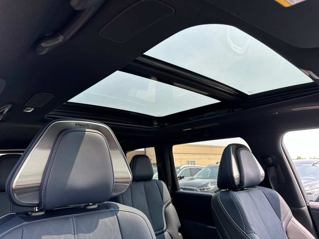 New 2027 INFINITI QX80 Sensory AWD/4WD image 20