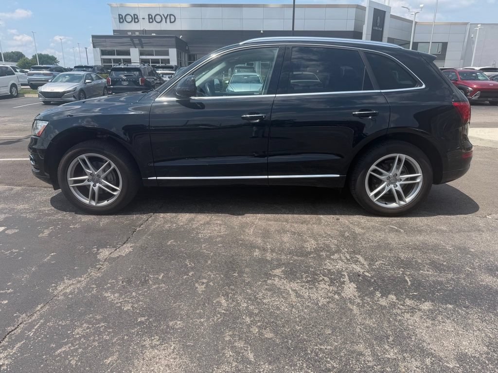 Used 2017 Audi Q5 2.0T Premium Plus w/ Technology Package