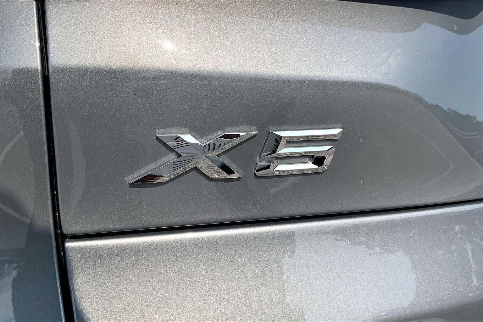 Used 2026 BMW X5 sDrive40i w/ Executive Package RWD image 31